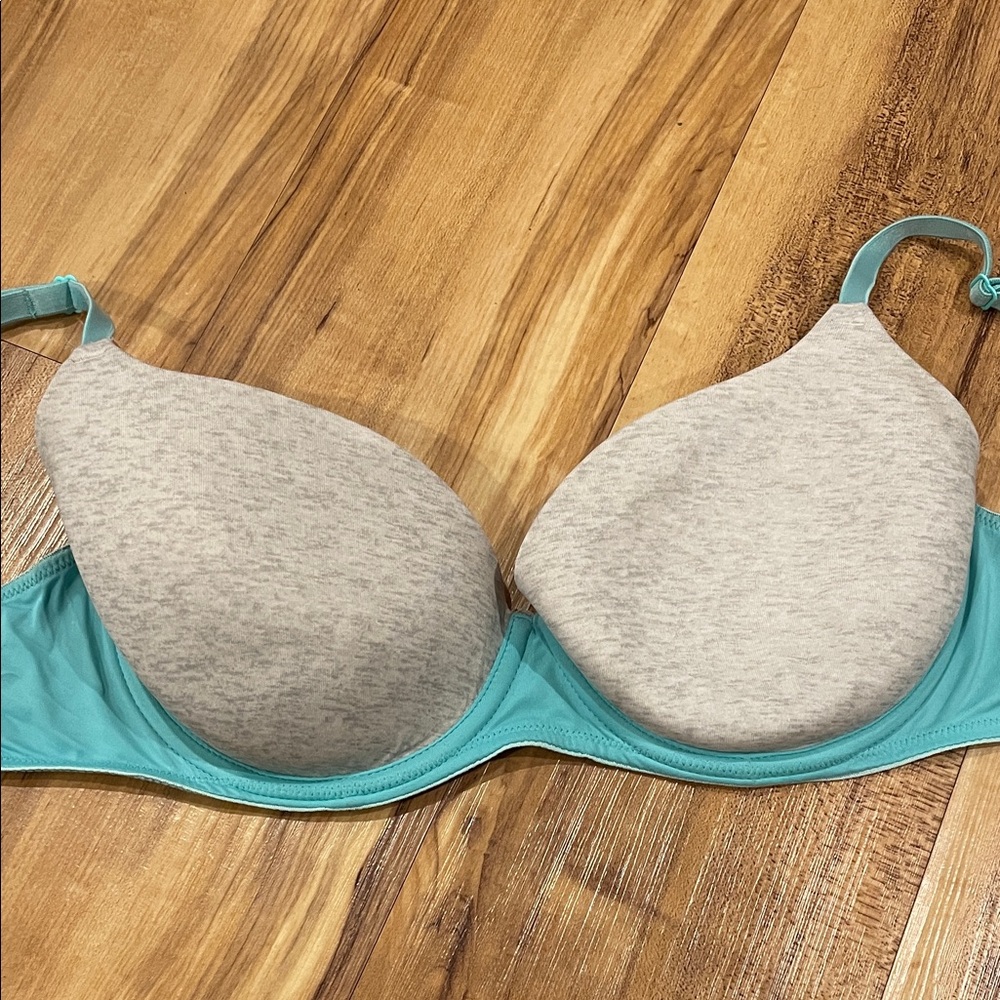 Victoria's Secret Teal and Gray Bra